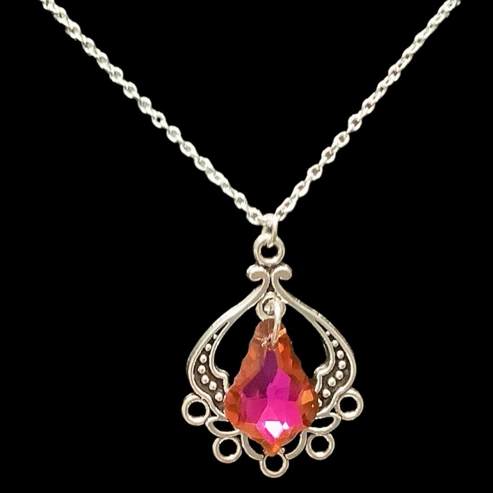 💥2/$24 or 3/$30💥 Silver Necklace with Deep Pink / Orange Teardrop Crystal. NWT